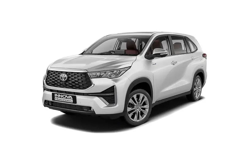 Toyota Innova Hycross